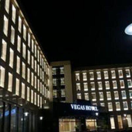奈比多维加斯酒店 Naypyidaw 外观 照片